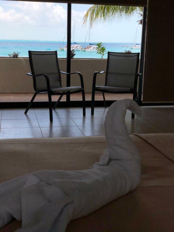 Cuxos Hotel Beachfront إيسلا موخيريس المظهر الخارجي الصورة